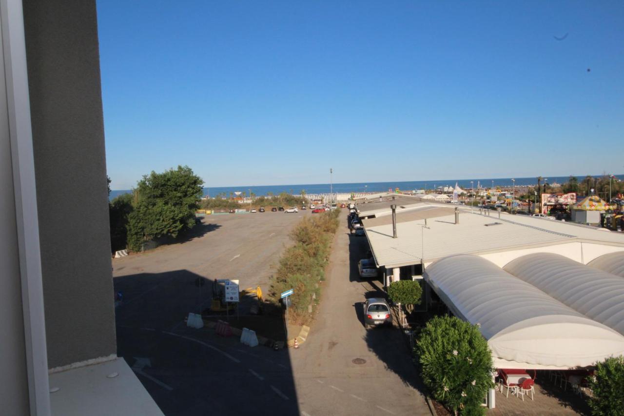 Ohana Holiday Rooms Rosolina Mare Buitenkant foto