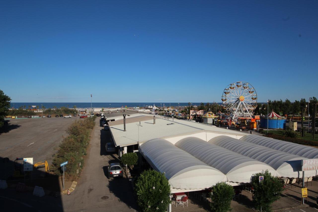 Ohana Holiday Rooms Rosolina Mare Buitenkant foto